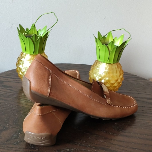 🍋 Geox Respira | Tan Loafers 🍋 - Picture 2 of 7
